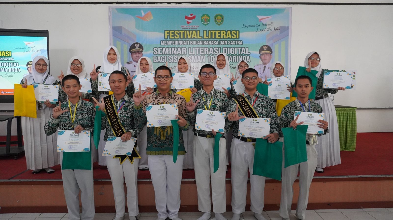 SMA Negeri 10 Samarinda Tanamkan Integritas Akademik Lewat Seminar Literasi Digital