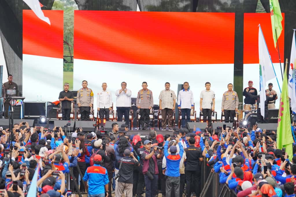 Dukung Program Pemerintah, Kapolri: Buruh dan Polri Bersinergi Jaga Stabilitas Kamtibmas Dukung Program Pemerintah, Kapolri: Buruh dan Polri Bersinergi Jaga Stabilitas Kamtibmas
