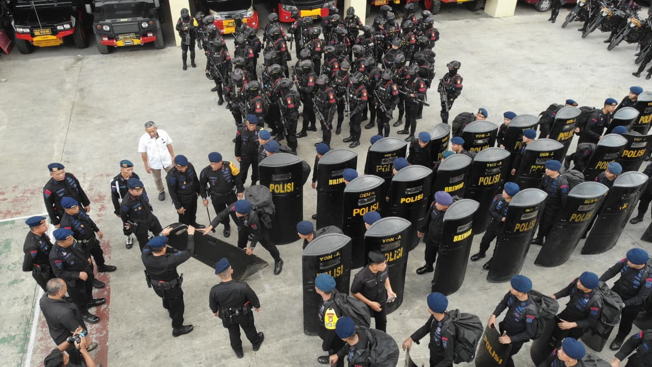 Brimob Polda Metro Jaya Gelar Apel Kesiapsiagaan Pelayanan Aksi Unras Satu Tahun Kabinet Merah Putih Brimob Polda Metro Jaya Gelar Apel Kesiapsiagaan Pelayanan Aksi Unras Satu Tahun Kabinet Merah Putih