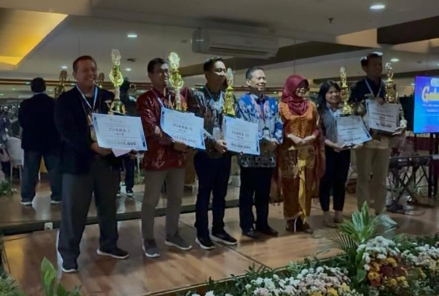 Puncak KPPTI-4 di Untar: FPPTI Nobatkan Pustakawan dan Perpustakaan Akademik Terbaik se-Indonesia Puncak KPPTI-4 di Untar: FPPTI Nobatkan Pustakawan dan Perpustakaan Akademik Terbaik se-Indonesia