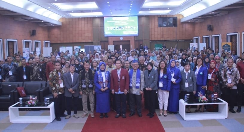 FPPTI Sukses Gelar KPPTI-4 di Untar, Bahas Revolusi Perpustakaan Akademik Melalui AI FPPTI Sukses Gelar KPPTI-4 di Untar, Bahas Revolusi Perpustakaan Akademik Melalui AI