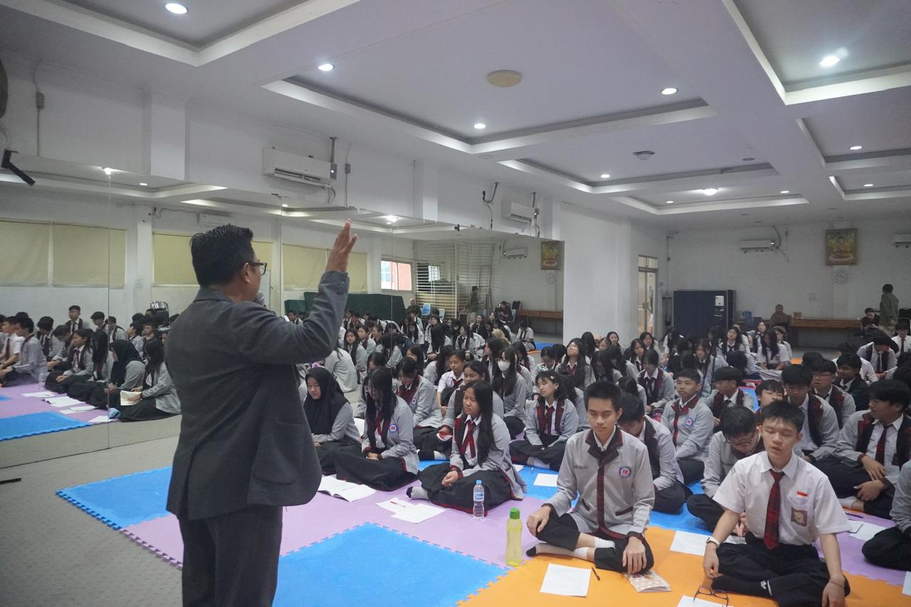 Dorong Pengembangan Diri, Litbang SMA Budi Bakti Sukses Gelar Seminar Potensi Diri Dorong Pengembangan Diri, Litbang SMA Budi Bakti Sukses Gelar Seminar Potensi Diri