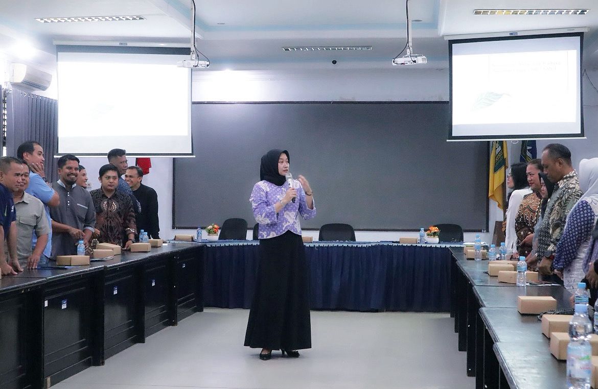 FISIP Unmul Perkuat Budaya Pelayanan Publik: Melayani dengan Hati, Membangun dengan Nilai FISIP Unmul Perkuat Budaya Pelayanan Publik: Melayani dengan Hati, Membangun dengan Nilai