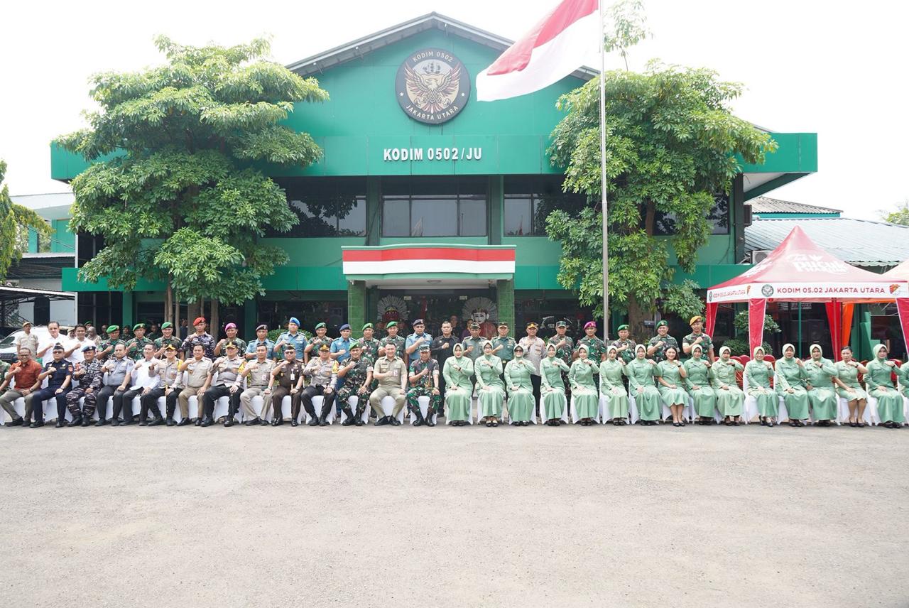 Kapolres Metro Jakarta Utara Hadiri Kunjungan Kerja Danrem 0502/Wkr Bersama Forkopimko di Kodim 0502/JU