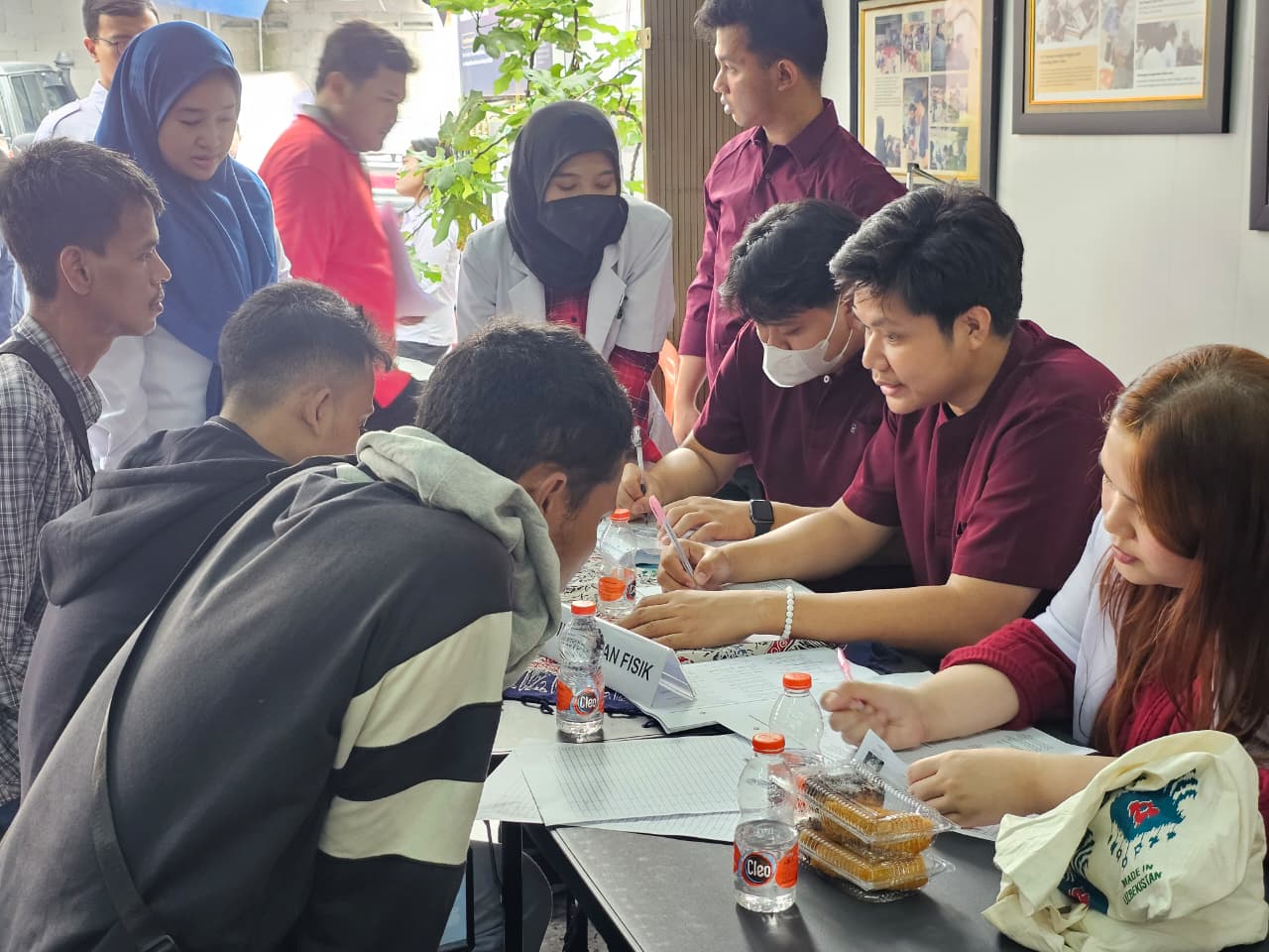 Bapas Prima Peduli Masyarakat: Klien dan Warga Palmerah Nikmati Cek Kesehatan Gratis dan Bantuan Sosial Bapas Prima Peduli Masyarakat: Klien dan Warga Palmerah Nikmati Cek Kesehatan Gratis dan Bantuan Sosial