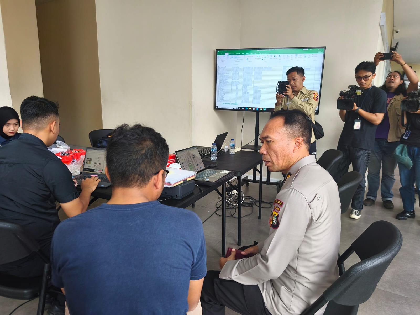 Polda Metro Jaya Gerak Cepat Laksanakan Trauma Healing dan Penyelidikan Intensif Pasca Ledakan SMAN 72 Jakarta Utara