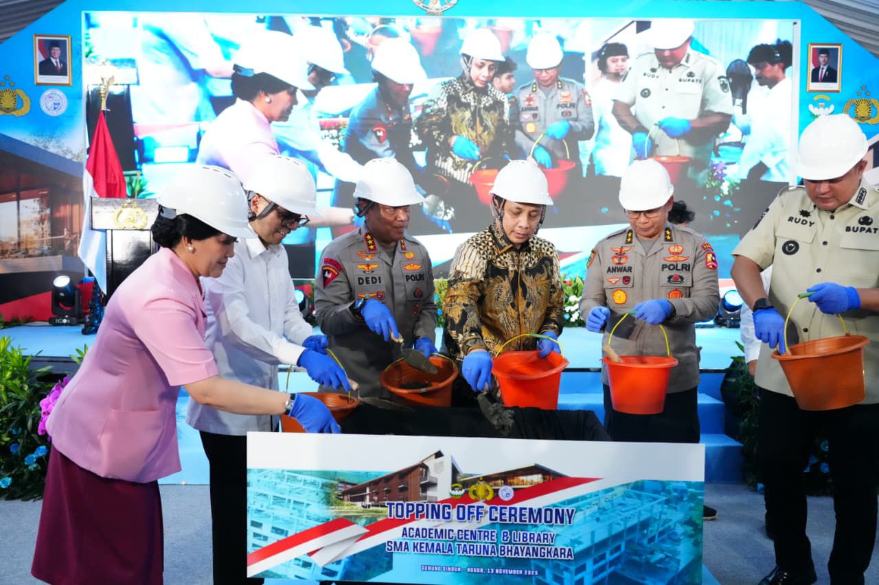 Peletakan Batu Pertama Rumah Ibadah di SMA Kemala Taruna Bhayangkara oleh Wakapolri, Simbol Toleransi dan Persaudaraan Antarumat Beragama