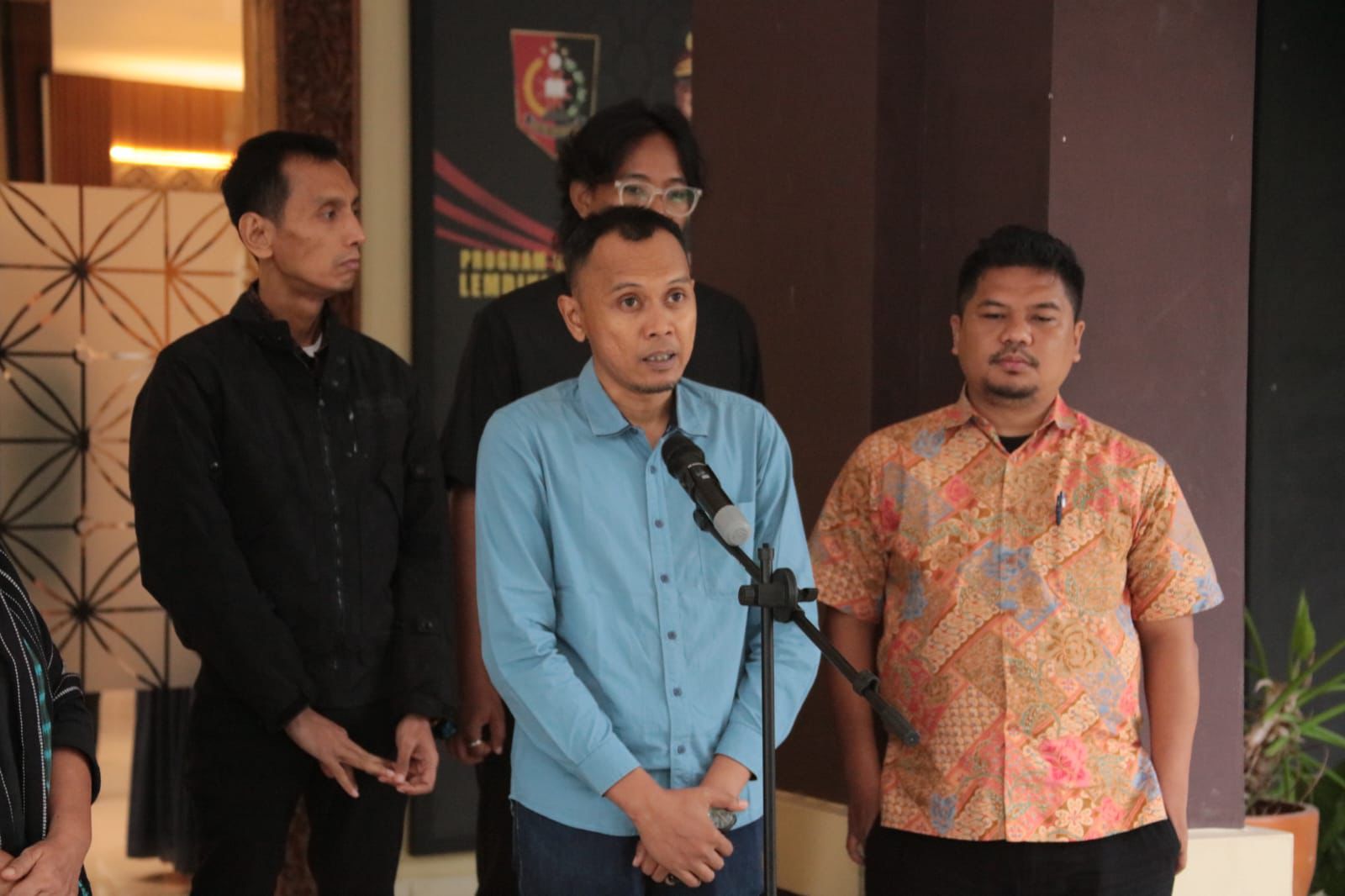 Audiensi Komisi Percepatan Reformasi Polri Dengan Organisasi Kelompok Masyarakat