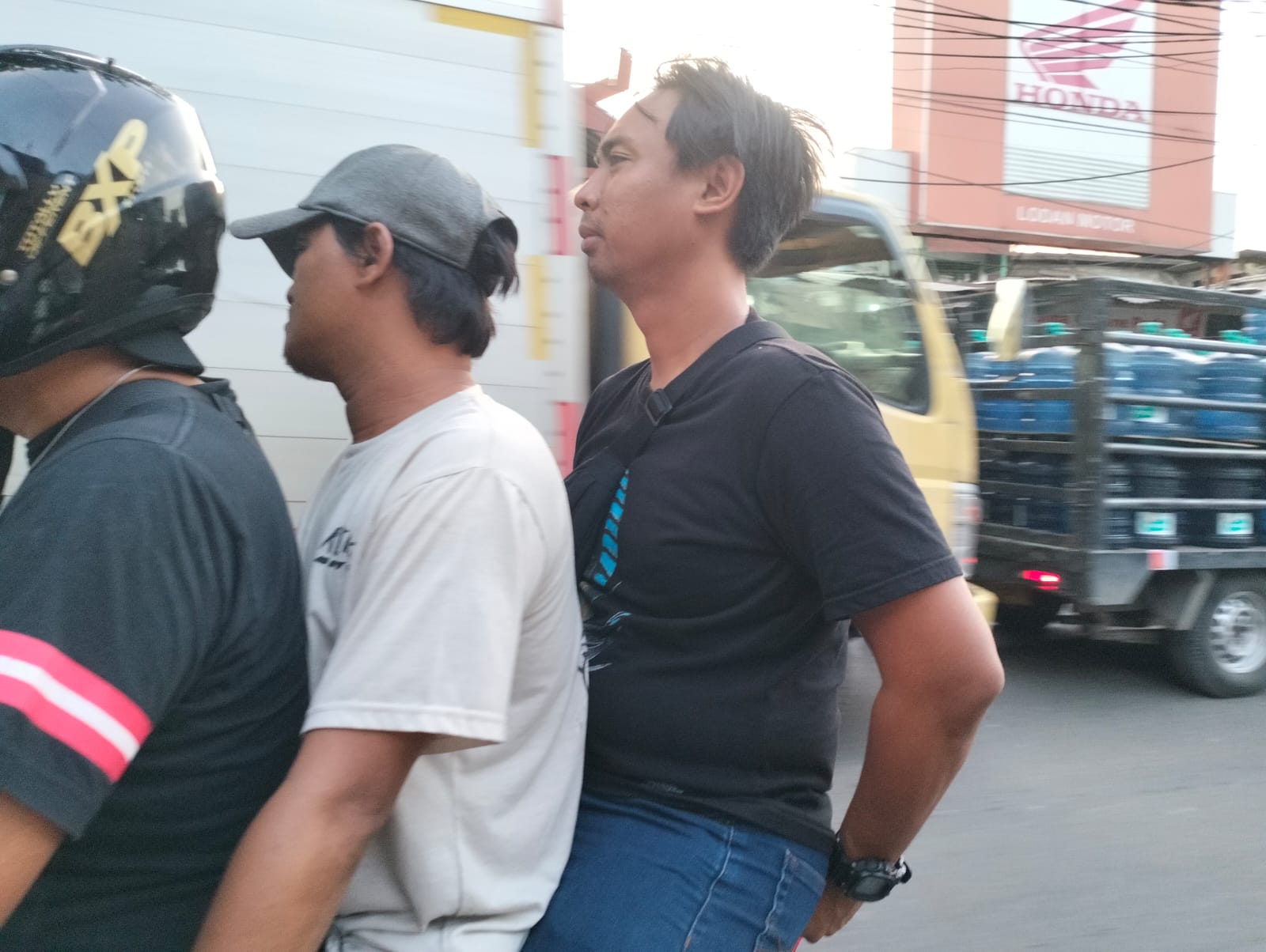Warga Laporkan Anak Hilang, Polisi Temukan di Mess Calon ABK di Penjaringan Warga Laporkan Anak Hilang, Polisi Temukan di Mess Calon ABK di Penjaringan