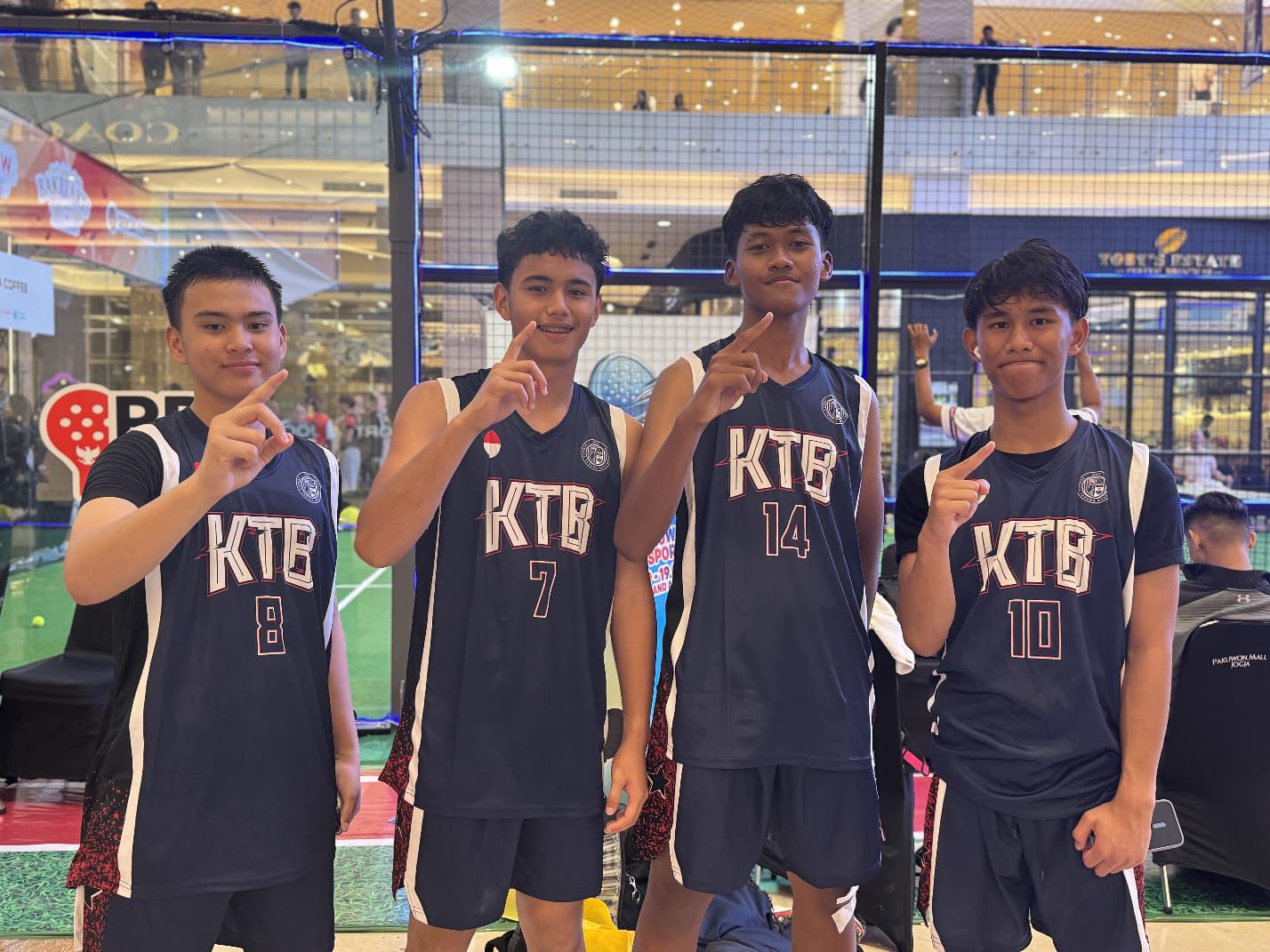 Tim Basket SMA KTB Sabet Juara 1 Turnamen Pakuwon Sport 3 on 3 Basketball U16 Tim Basket SMA KTB Sabet Juara 1 Turnamen Pakuwon Sport 3 on 3 Basketball U16