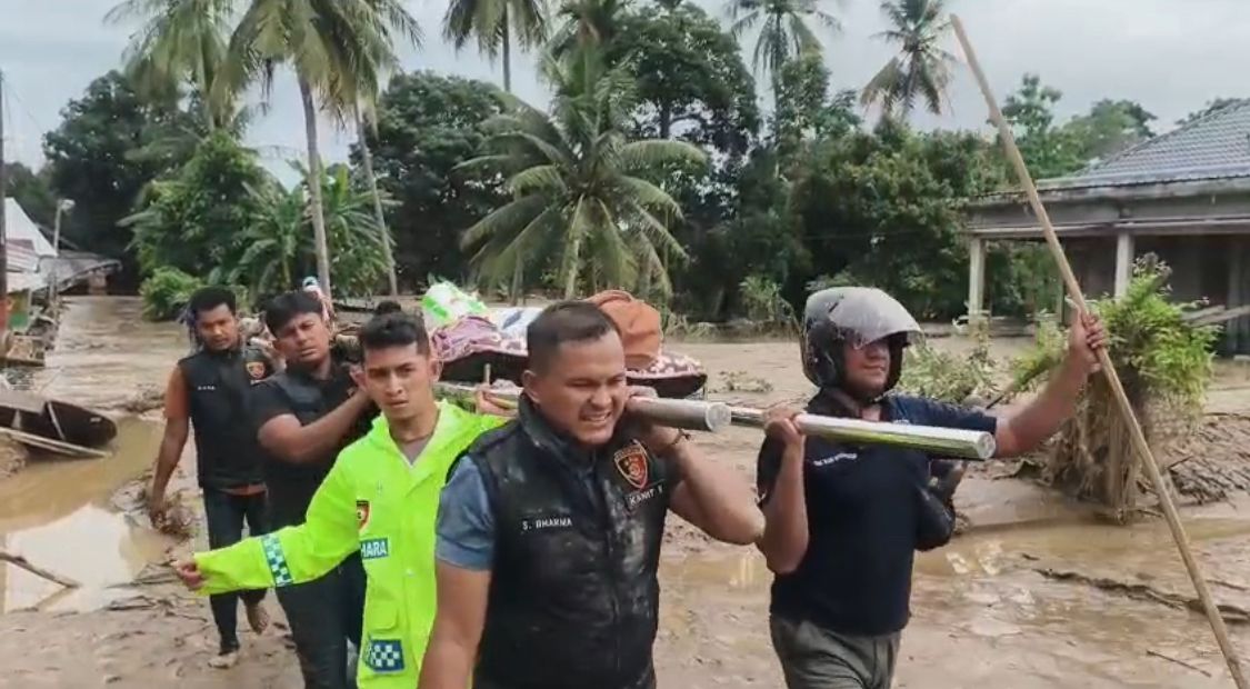 Polres Pidie Jaya dan Tim Gabungan Temukan Santri yang Hanyut di Jangka Buya