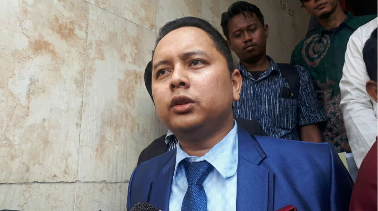 Perpol Nomor 10 Tahun 2025 Tidak Bertentangan dengan Putusan MK Nomor 114/PUU-XXIII/2025 Perpol Nomor 10 Tahun 2025 Tidak Bertentangan dengan Putusan MK Nomor 114/PUU-XXIII/2025