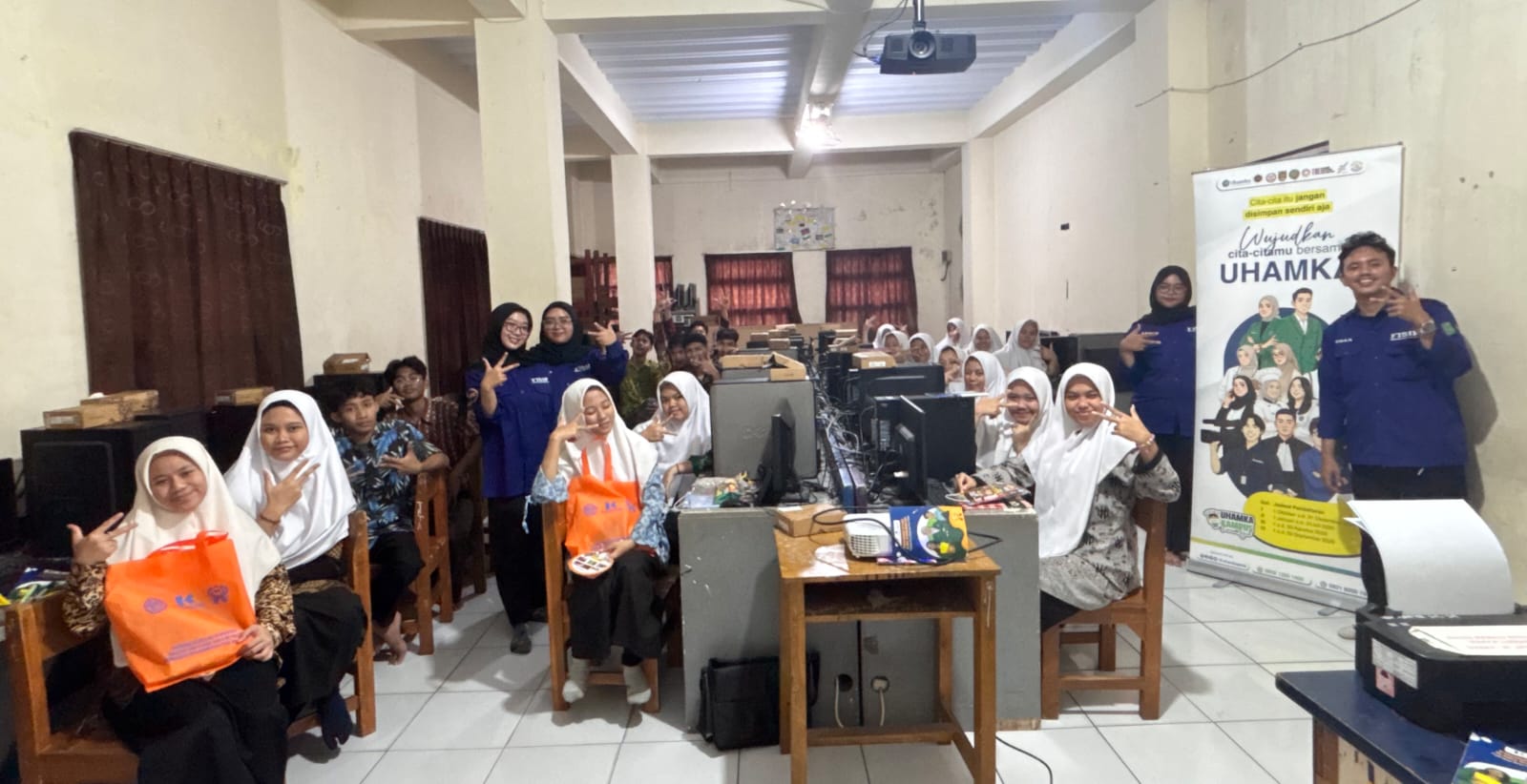 FISIP UHAMKA Sosialisasikan Program Studi Ilmu Komunikasi di SMK Assa’adah Jakarta
