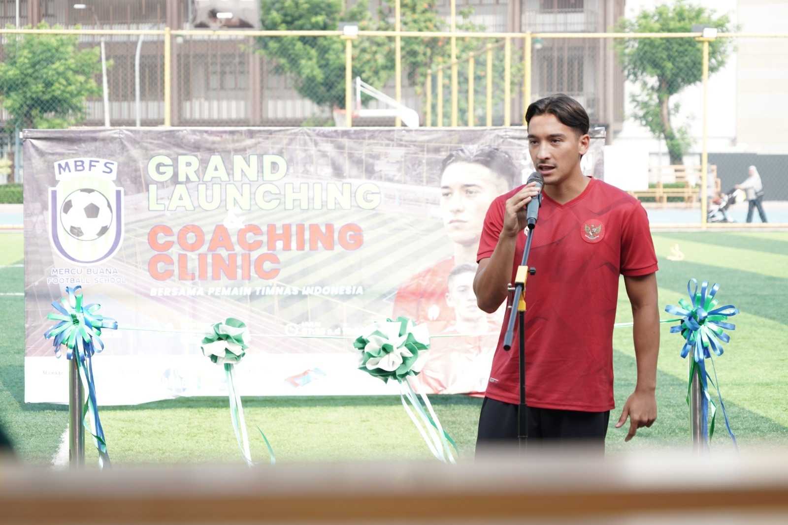 Jack Brown Berbagi Motivasi di Mercu Buana Football School, Dorong Lahirnya Talenta Baru Timnas Jack Brown Berbagi Motivasi di Mercu Buana Football School, Dorong Lahirnya Talenta Baru Timnas