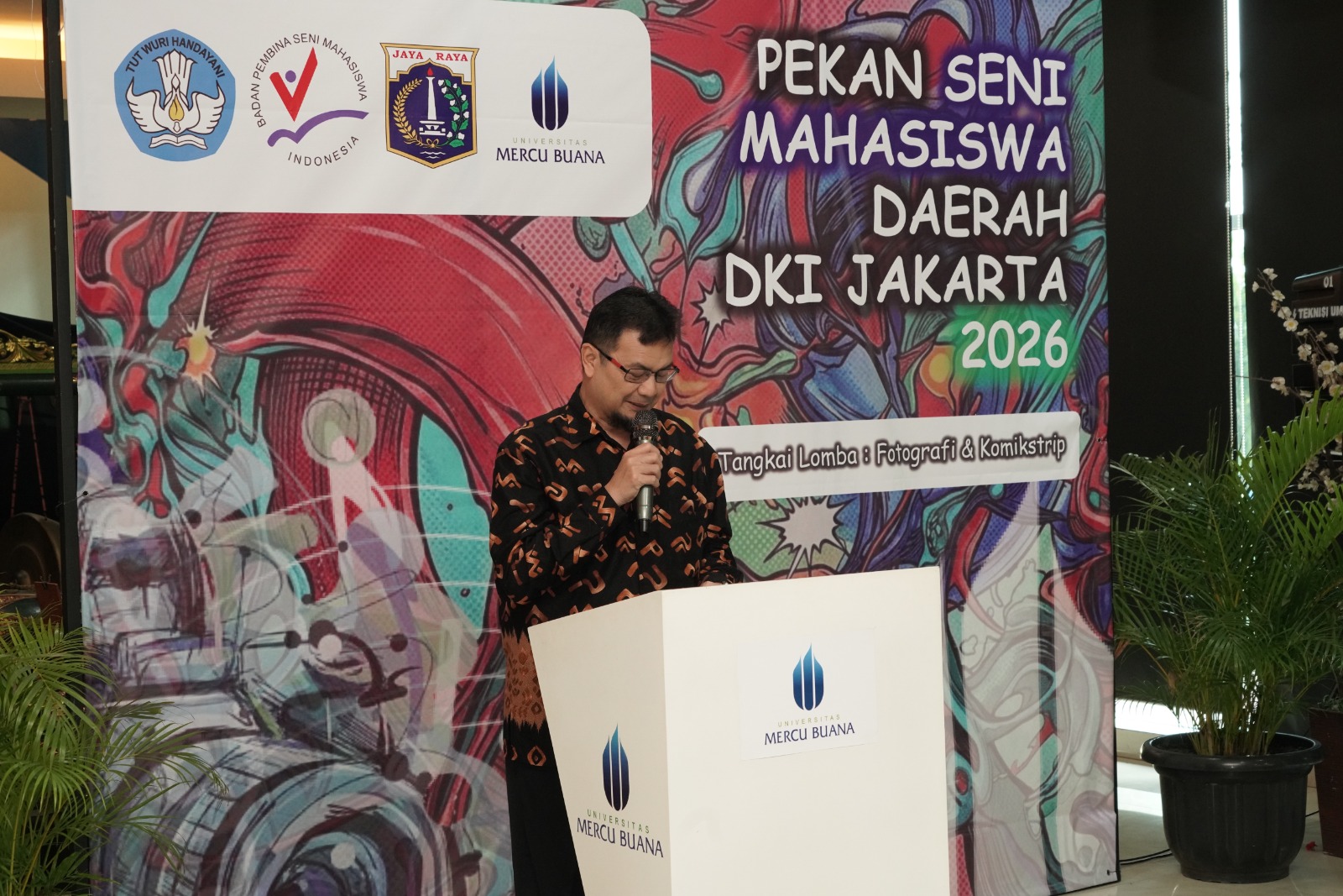 Universitas Mercu Buana Tuan Rumah Lomba Fotografi dan Komik Strip PEKSIMIDA DKI Jakarta 2026 Universitas Mercu Buana Tuan Rumah Lomba Fotografi dan Komik Strip PEKSIMIDA DKI Jakarta 2026